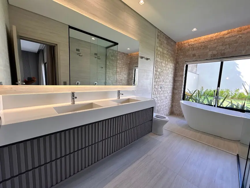 Foto 19 de Casa com 4 quartos à venda, 790m2 em Setor Habitacional Arniqueira (Águas Claras), Brasilia - DF