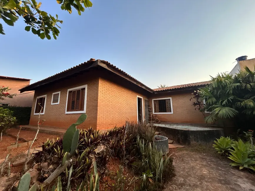 Foto 1 de Casa com 3 quartos à venda, 840m2 em Setor Habitacional Arniqueira (Águas Claras), Brasilia - DF