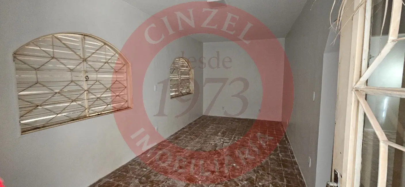 Casa com 3 quartos para alugar, 70m2 em Brasilia - DF - imagem 2 Foto 2 de Casa com 3 quartos para alugar, 70m2 em Brasilia - DF