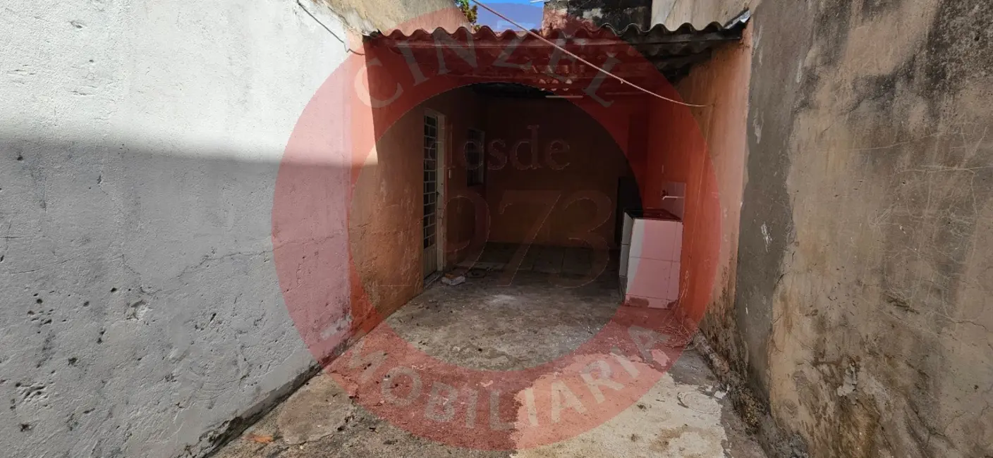 Casa com 3 quartos para alugar, 70m2 em Brasilia - DF - imagem 1 Foto 1 de Casa com 3 quartos para alugar, 70m2 em Brasilia - DF