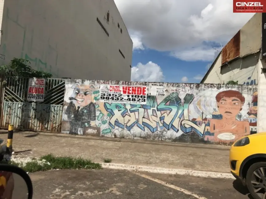 Foto 1 de Terreno / Lote à venda, 350m2 em Taguatinga - DF