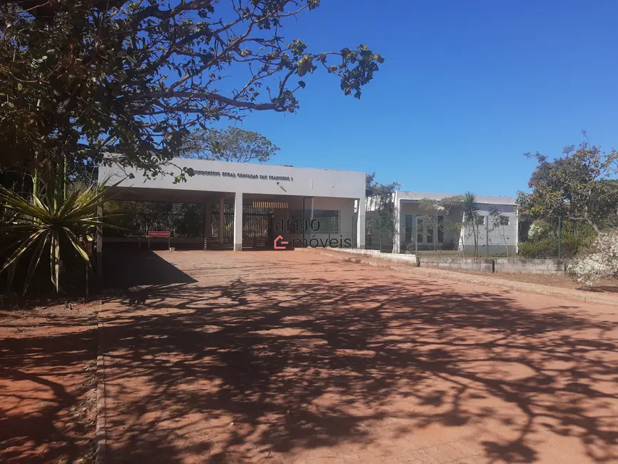Foto 1 de Terreno / Lote à venda, 2400m2 em Brasilia - DF