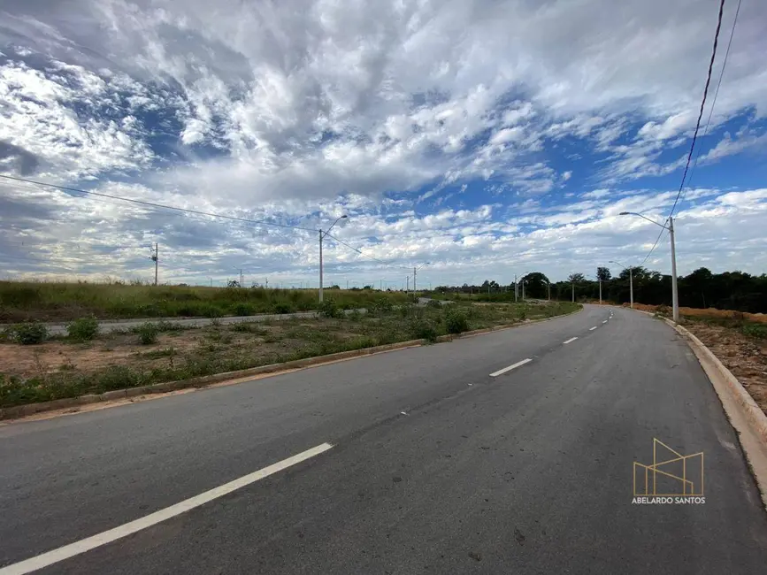 Foto 1 de Terreno / Lote à venda, 280m2 em Salto - SP