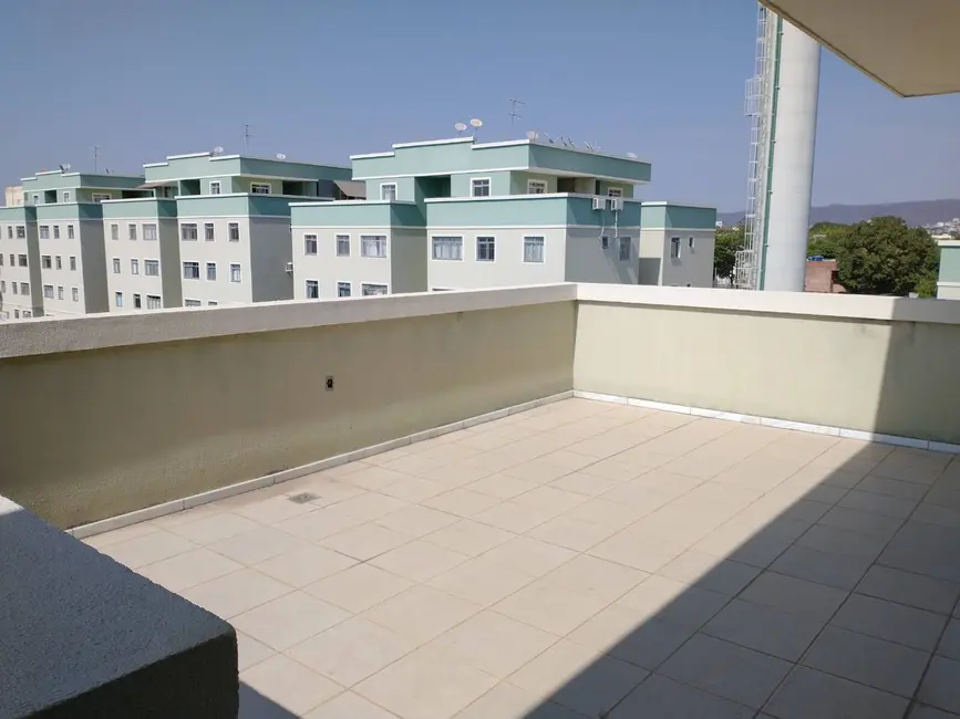 Foto 3 de Cobertura com 3 quartos à venda, 140m2 em Edgar Pereira, Montes Claros - MG