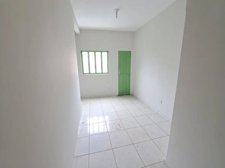 Foto 9 de Kitnet para alugar em Vila Guilhermina, Montes Claros - MG