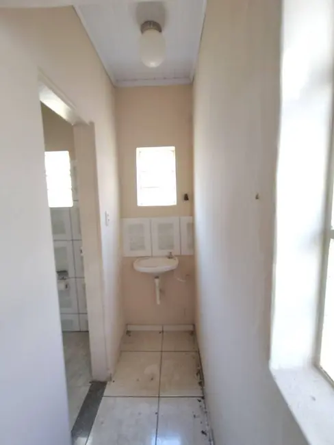 Foto 6 de Casa com 2 quartos para alugar, 80m2 em Centro, Montes Claros - MG