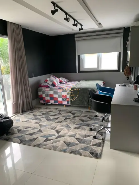 Casa de Condomínio com 4 quartos à venda, 380m2 em Recreio dos Bandeirantes, Rio De Janeiro - RJ - imagem 5 Foto 5 de Casa de Condomínio com 4 quartos à venda, 380m2 em Recreio dos Bandeirantes, Rio De Janeiro - RJ