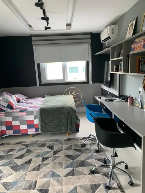 Casa de Condomínio com 4 quartos à venda, 380m2 em Recreio dos Bandeirantes, Rio De Janeiro - RJ - imagem 8 Foto 8 de Casa de Condomínio com 4 quartos à venda, 380m2 em Recreio dos Bandeirantes, Rio De Janeiro - RJ