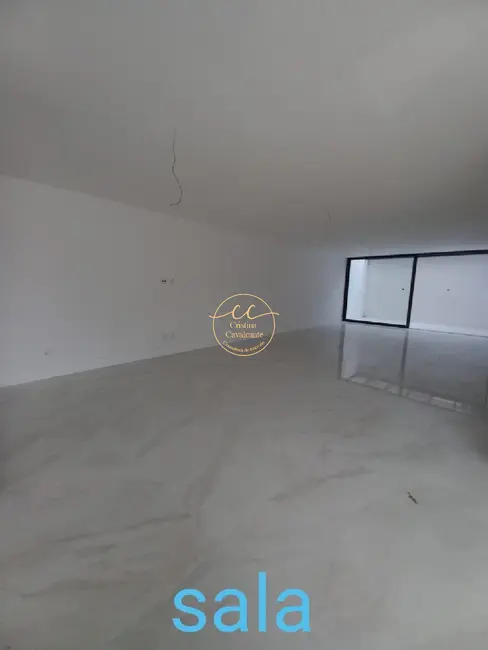 Casa de Condomínio com 4 quartos à venda, 310m2 em Recreio dos Bandeirantes, Rio De Janeiro - RJ - imagem 5 Foto 5 de Casa de Condomínio com 4 quartos à venda, 310m2 em Recreio dos Bandeirantes, Rio De Janeiro - RJ