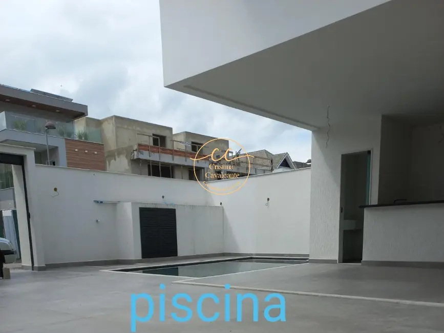 Casa de Condomínio com 4 quartos à venda, 310m2 em Recreio dos Bandeirantes, Rio De Janeiro - RJ - imagem 3 Foto 3 de Casa de Condomínio com 4 quartos à venda, 310m2 em Recreio dos Bandeirantes, Rio De Janeiro - RJ