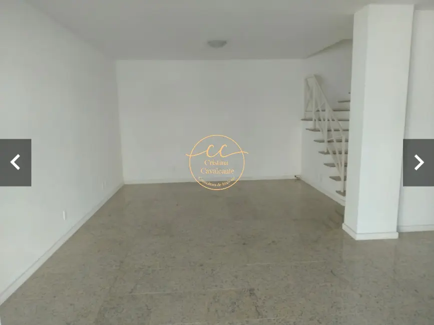 Casa de Condomínio com 4 quartos à venda, 178m2 em Recreio dos Bandeirantes, Rio De Janeiro - RJ - imagem 3 Foto 3 de Casa de Condomínio com 4 quartos à venda, 178m2 em Recreio dos Bandeirantes, Rio De Janeiro - RJ