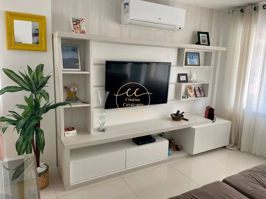 Casa de Condomínio com 3 quartos à venda, 180m2 em Recreio dos Bandeirantes, Rio De Janeiro - RJ - imagem 6 Foto 6 de Casa de Condomínio com 3 quartos à venda, 180m2 em Recreio dos Bandeirantes, Rio De Janeiro - RJ