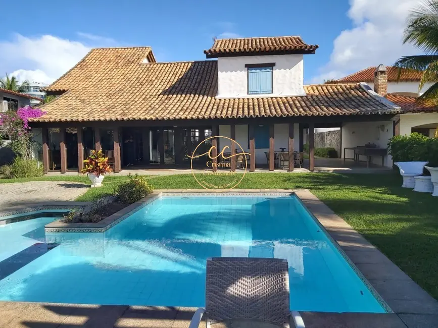Foto 1 de Casa com 9 quartos à venda, 1600m2 em São Bento, Cabo Frio - RJ
