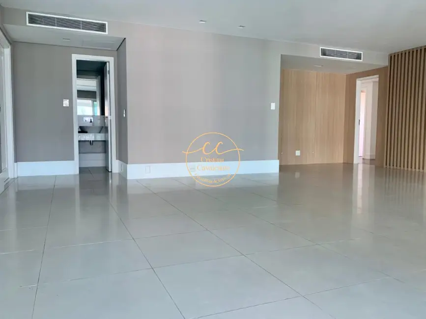 Apartamento com 4 quartos à venda, 296m2 em Barra da Tijuca, Rio De Janeiro - RJ - imagem 6 Foto 6 de Apartamento com 4 quartos à venda, 296m2 em Barra da Tijuca, Rio De Janeiro - RJ