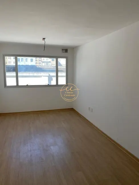 Sala Comercial à venda, 22m2 em Centro, Rio De Janeiro - RJ - imagem 4 Foto 4 de Sala Comercial à venda, 22m2 em Centro, Rio De Janeiro - RJ