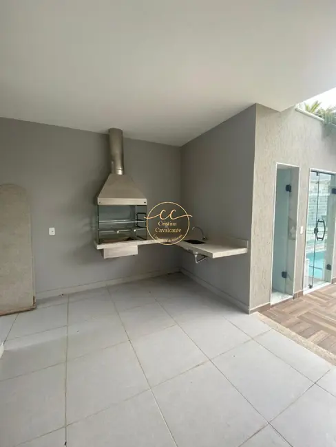 Casa de Condomínio com 4 quartos à venda, 360m2 em Barra da Tijuca, Rio De Janeiro - RJ - imagem 5 Foto 5 de Casa de Condomínio com 4 quartos à venda, 360m2 em Barra da Tijuca, Rio De Janeiro - RJ