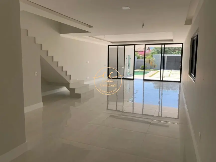 Casa de Condomínio com 4 quartos à venda, 360m2 em Barra da Tijuca, Rio De Janeiro - RJ - imagem 2 Foto 2 de Casa de Condomínio com 4 quartos à venda, 360m2 em Barra da Tijuca, Rio De Janeiro - RJ