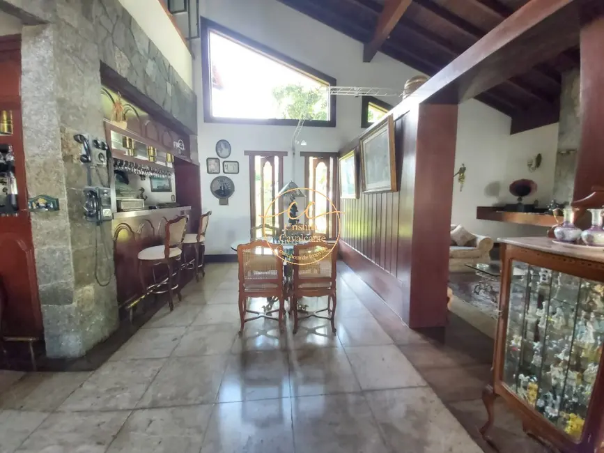 Casa de Condomínio com 4 quartos à venda, 720m2 em Barra da Tijuca, Rio De Janeiro - RJ - imagem 3 Foto 3 de Casa de Condomínio com 4 quartos à venda, 720m2 em Barra da Tijuca, Rio De Janeiro - RJ