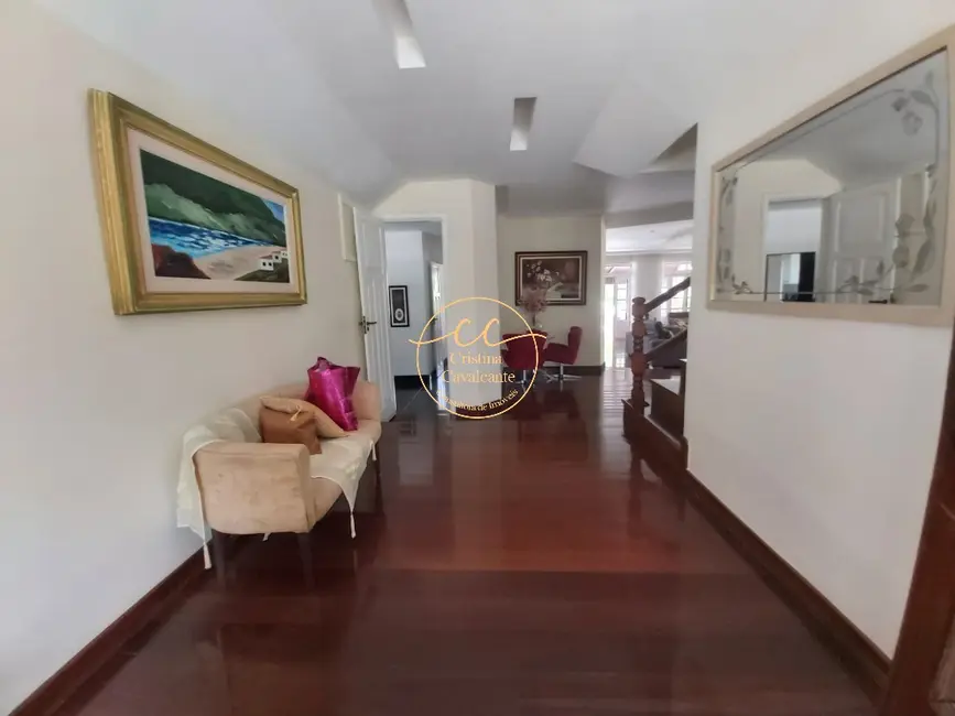 Casa de Condomínio com 4 quartos à venda, 600m2 em Barra da Tijuca, Rio De Janeiro - RJ - imagem 3 Foto 3 de Casa de Condomínio com 4 quartos à venda, 600m2 em Barra da Tijuca, Rio De Janeiro - RJ