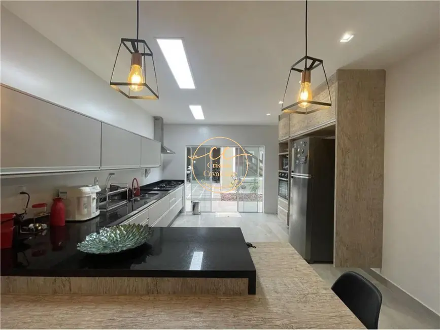 Casa de Condomínio com 6 quartos à venda, 470m2 em Recreio dos Bandeirantes, Rio De Janeiro - RJ - imagem 9 Foto 9 de Casa de Condomínio com 6 quartos à venda, 470m2 em Recreio dos Bandeirantes, Rio De Janeiro - RJ