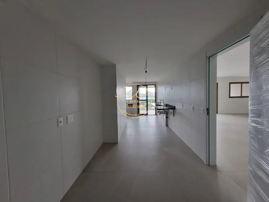 Apartamento com 3 quartos à venda, 187m2 em Barra da Tijuca, Rio De Janeiro - RJ - imagem 7 Foto 7 de Apartamento com 3 quartos à venda, 187m2 em Barra da Tijuca, Rio De Janeiro - RJ