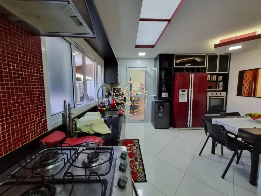 Casa de Condomínio com 3 quartos à venda, 192m2 em Recreio dos Bandeirantes, Rio De Janeiro - RJ - imagem 6 Foto 6 de Casa de Condomínio com 3 quartos à venda, 192m2 em Recreio dos Bandeirantes, Rio De Janeiro - RJ