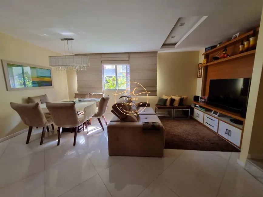 Casa de Condomínio com 3 quartos à venda, 192m2 em Recreio dos Bandeirantes, Rio De Janeiro - RJ - imagem 1 Foto 1 de Casa de Condomínio com 3 quartos à venda, 192m2 em Recreio dos Bandeirantes, Rio De Janeiro - RJ