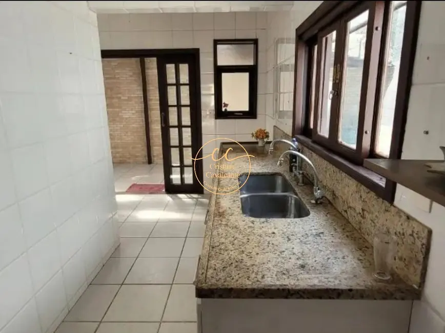 Casa de Condomínio com 3 quartos à venda, 150m2 em Vargem Grande, Rio De Janeiro - RJ - imagem 6 Foto 6 de Casa de Condomínio com 3 quartos à venda, 150m2 em Vargem Grande, Rio De Janeiro - RJ