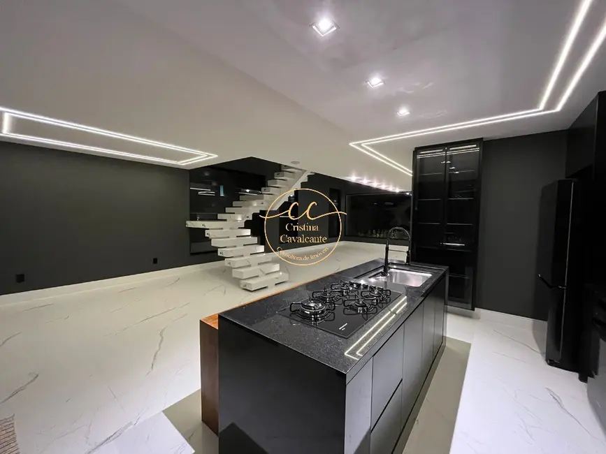 Casa de Condomínio com 5 quartos à venda, 350m2 em Recreio dos Bandeirantes, Rio De Janeiro - RJ - imagem 4 Foto 4 de Casa de Condomínio com 5 quartos à venda, 350m2 em Recreio dos Bandeirantes, Rio De Janeiro - RJ