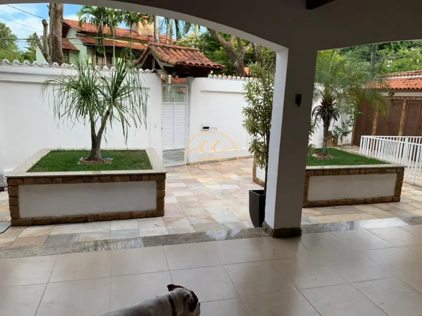 Casa de Condomínio com 5 quartos à venda, 500m2 em Anil, Rio De Janeiro - RJ - imagem 4 Foto 4 de Casa de Condomínio com 5 quartos à venda, 500m2 em Anil, Rio De Janeiro - RJ