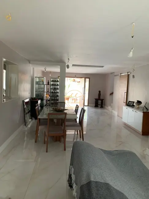 Casa de Condomínio com 5 quartos à venda, 500m2 em Anil, Rio De Janeiro - RJ - imagem 3 Foto 3 de Casa de Condomínio com 5 quartos à venda, 500m2 em Anil, Rio De Janeiro - RJ