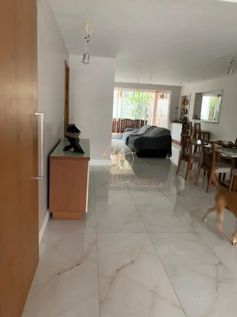 Casa de Condomínio com 5 quartos à venda, 500m2 em Anil, Rio De Janeiro - RJ - imagem 5 Foto 5 de Casa de Condomínio com 5 quartos à venda, 500m2 em Anil, Rio De Janeiro - RJ