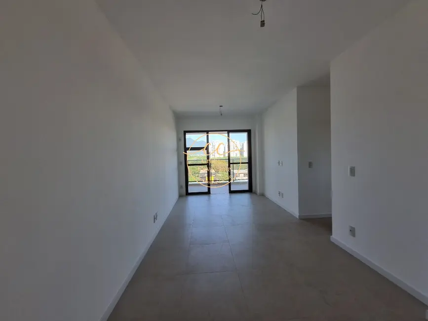 Foto 2 de Apartamento com 3 quartos à venda, 77m2 em Jacarepaguá, Rio De Janeiro - RJ