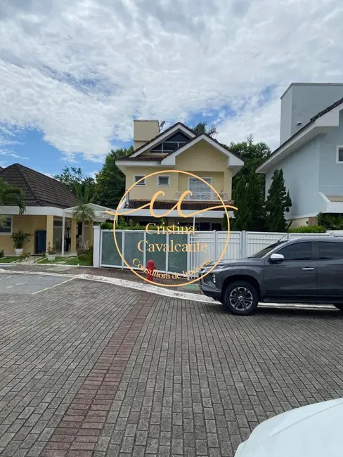 Foto 1 de Casa de Condomínio com 5 quartos à venda, 230m2 em Recreio dos Bandeirantes, Rio De Janeiro - RJ