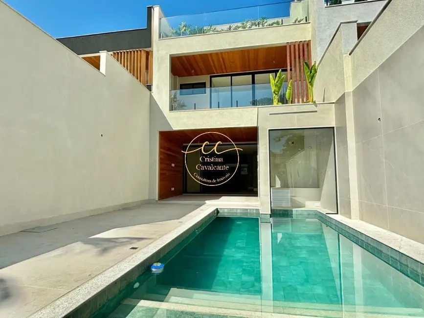 Foto 1 de Casa de Condomínio com 5 quartos à venda, 340m2 em Barra da Tijuca, Rio De Janeiro - RJ