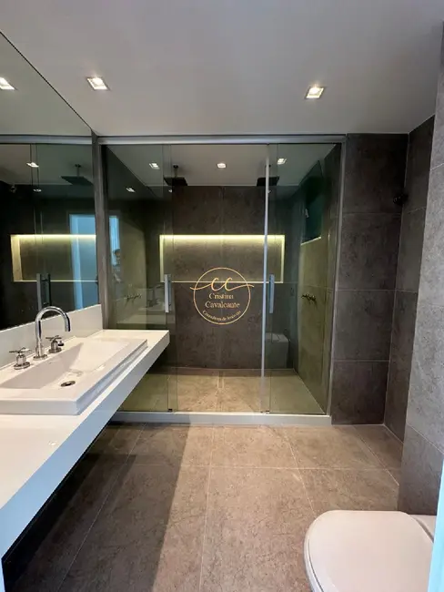 Casa de Condomínio com 4 quartos à venda, 362m2 em Barra da Tijuca, Rio De Janeiro - RJ - imagem 8 Foto 8 de Casa de Condomínio com 4 quartos à venda, 362m2 em Barra da Tijuca, Rio De Janeiro - RJ