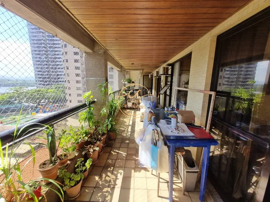 Apartamento com 3 quartos à venda, 123m2 em Barra da Tijuca, Rio De Janeiro - RJ - imagem 5 Foto 5 de Apartamento com 3 quartos à venda, 123m2 em Barra da Tijuca, Rio De Janeiro - RJ