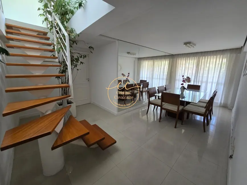 Apartamento com 4 quartos à venda, 277m2 em Freguesia (Jacarepaguá), Rio De Janeiro - RJ - imagem 4 Foto 4 de Apartamento com 4 quartos à venda, 277m2 em Freguesia (Jacarepaguá), Rio De Janeiro - RJ