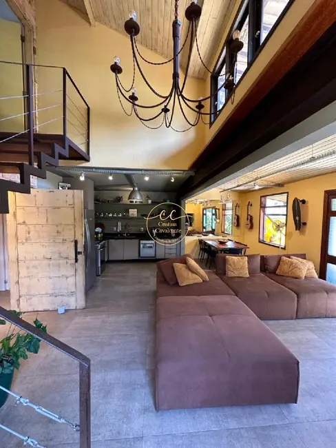 Casa de Condomínio com 3 quartos à venda, 200m2 em Vargem Grande, Rio De Janeiro - RJ - imagem 5 Foto 5 de Casa de Condomínio com 3 quartos à venda, 200m2 em Vargem Grande, Rio De Janeiro - RJ