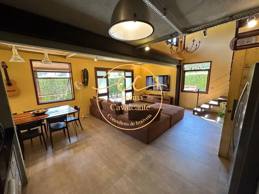 Foto 1 de Casa de Condomínio com 3 quartos à venda, 200m2 em Vargem Grande, Rio De Janeiro - RJ
