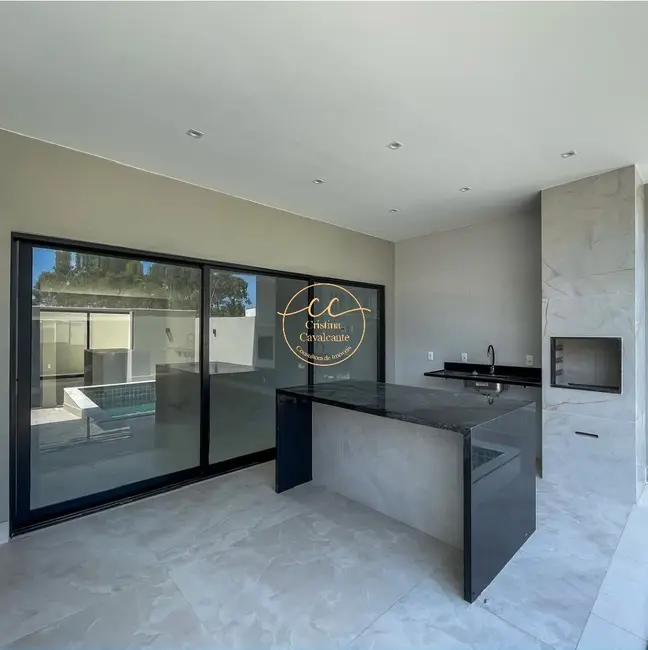 Casa de Condomínio com 5 quartos à venda, 328m2 em Recreio dos Bandeirantes, Rio De Janeiro - RJ - imagem 3 Foto 3 de Casa de Condomínio com 5 quartos à venda, 328m2 em Recreio dos Bandeirantes, Rio De Janeiro - RJ