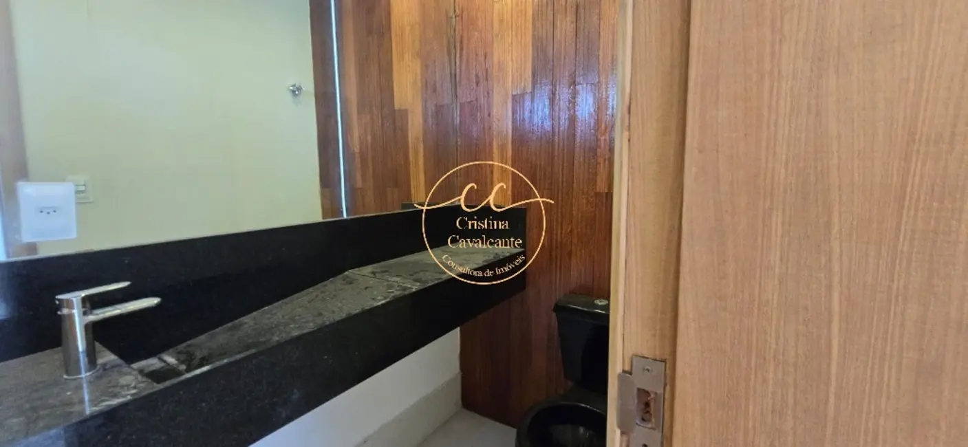 Casa de Condomínio com 5 quartos à venda, 860m2 em Barra da Tijuca, Rio De Janeiro - RJ - imagem 8 Foto 8 de Casa de Condomínio com 5 quartos à venda, 860m2 em Barra da Tijuca, Rio De Janeiro - RJ