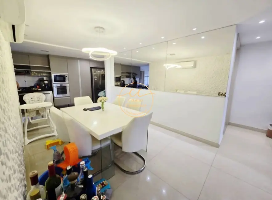 Foto 2 de Apartamento com 4 quartos à venda, 143m2 em Rio De Janeiro - RJ