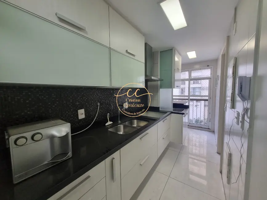 Apartamento com 3 quartos à venda, 110m2 em Rio De Janeiro - RJ - imagem 7 Foto 7 de Apartamento com 3 quartos à venda, 110m2 em Rio De Janeiro - RJ