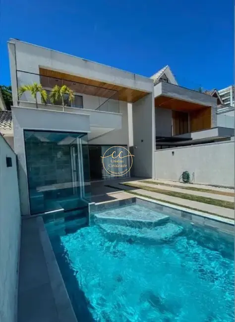 Foto 1 de Casa de Condomínio com 3 quartos à venda, 350m2 em Recreio dos Bandeirantes, Rio De Janeiro - RJ
