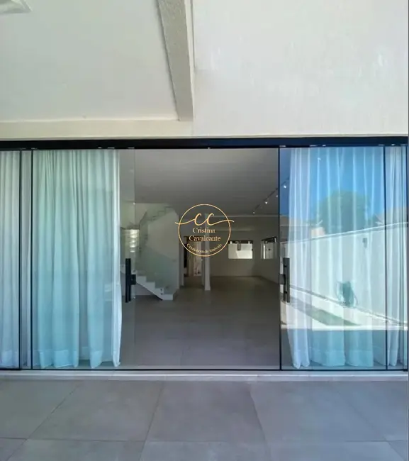 Casa de Condomínio com 3 quartos à venda, 350m2 em Recreio dos Bandeirantes, Rio De Janeiro - RJ - imagem 3 Foto 3 de Casa de Condomínio com 3 quartos à venda, 350m2 em Recreio dos Bandeirantes, Rio De Janeiro - RJ