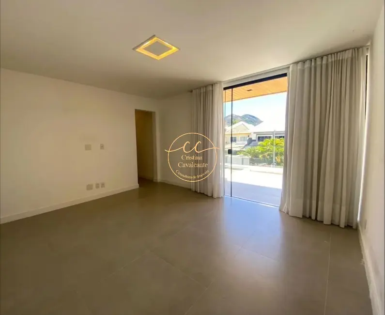 Casa de Condomínio com 3 quartos à venda, 350m2 em Recreio dos Bandeirantes, Rio De Janeiro - RJ - imagem 9 Foto 9 de Casa de Condomínio com 3 quartos à venda, 350m2 em Recreio dos Bandeirantes, Rio De Janeiro - RJ
