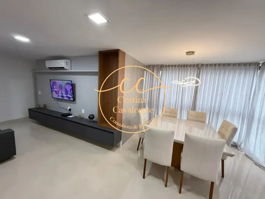Foto 2 de Apartamento com 2 quartos à venda, 67m2 em Barra da Tijuca, Rio De Janeiro - RJ