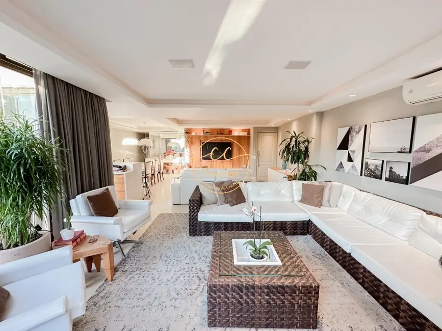 Foto 2 de Apartamento com 4 quartos à venda, 160m2 em Barra da Tijuca, Rio De Janeiro - RJ