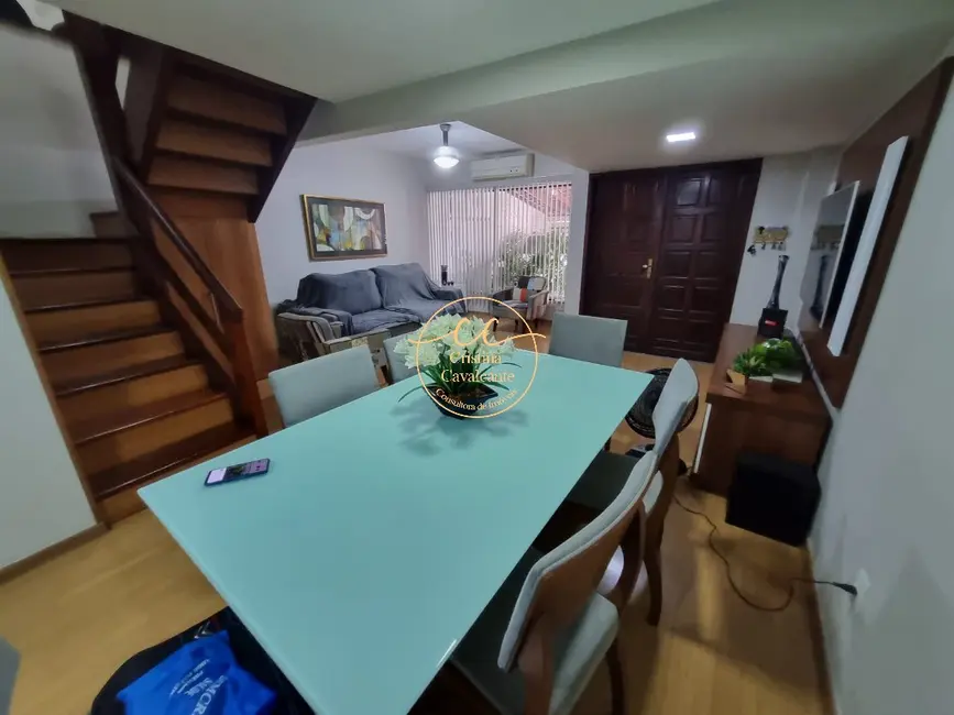 Casa com 3 quartos à venda, 155m2 em Anil, Rio De Janeiro - RJ - imagem 3 Foto 3 de Casa com 3 quartos à venda, 155m2 em Anil, Rio De Janeiro - RJ